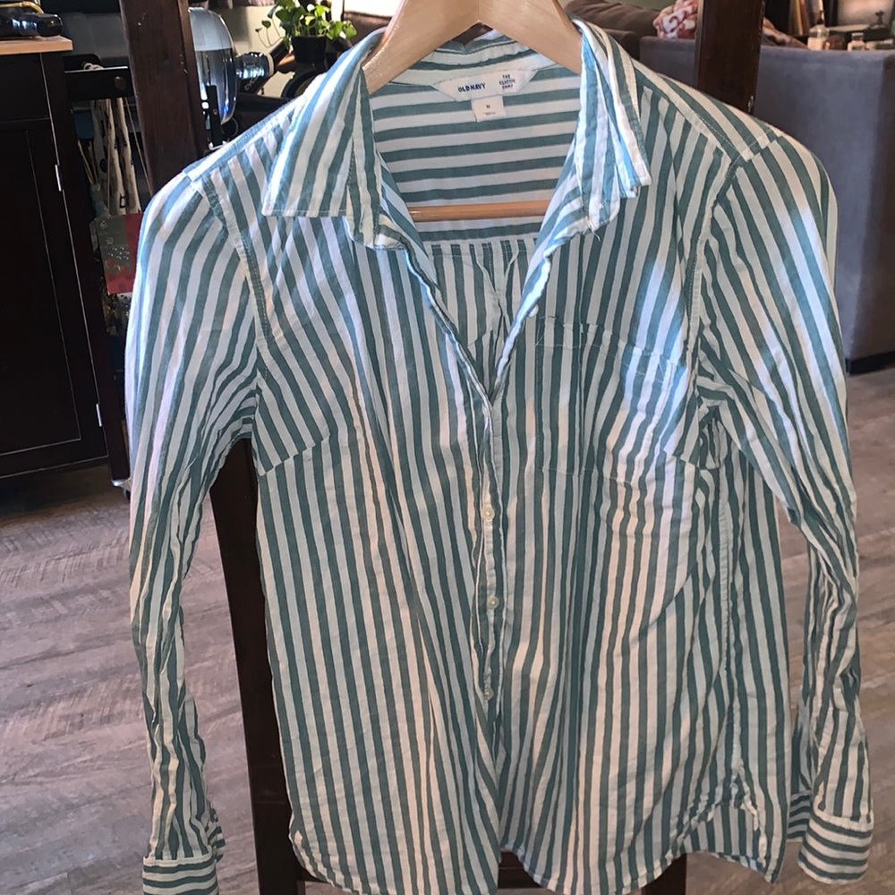 Old Navy cotton button up